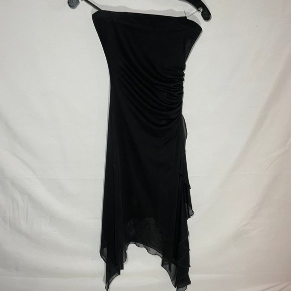 Le Chateau Formal Dress - Picture 4 of 4